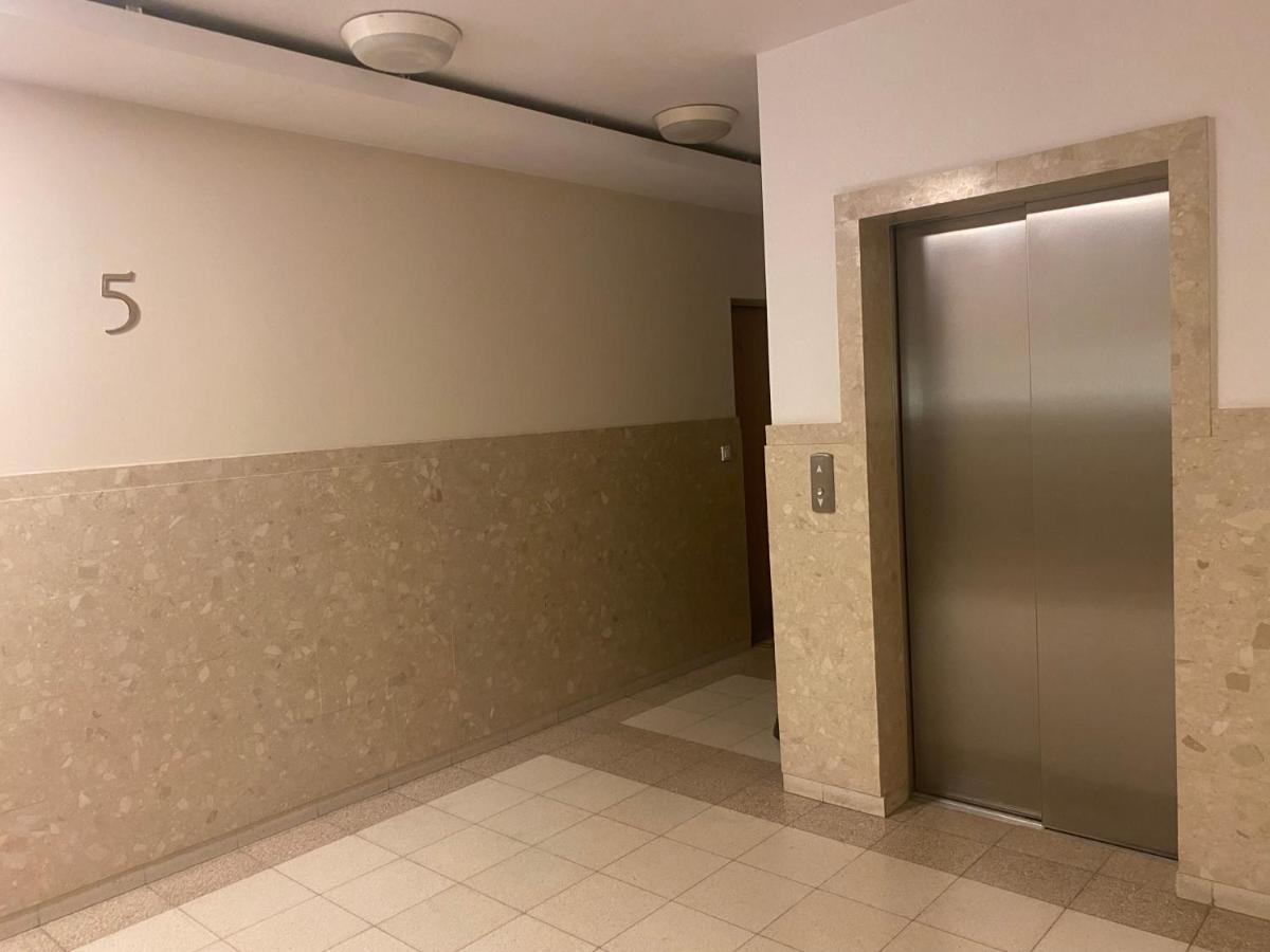 Komfortowy Apartament Na Florianskiej, Park Praski, Dw Wilenski,W Odleglosci Spaceru Od Starego Miasta, Milo Widziec Gosci Ze Zwierzetami Варшава Екстериор снимка